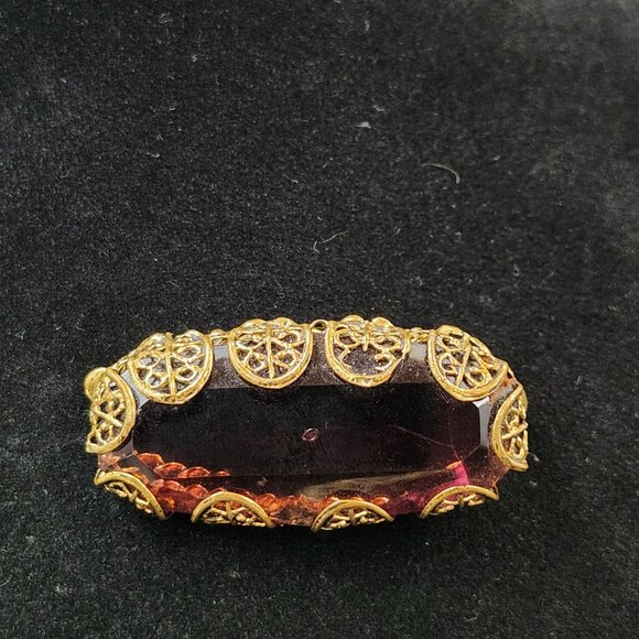 Vintage Filligree & Amythst Glass Brooch - Picture 5 of 10